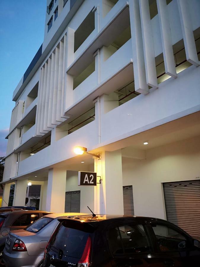 Meridin Bayvue Serviced Apt Kampong Kuala Masai Eksteriør bilde