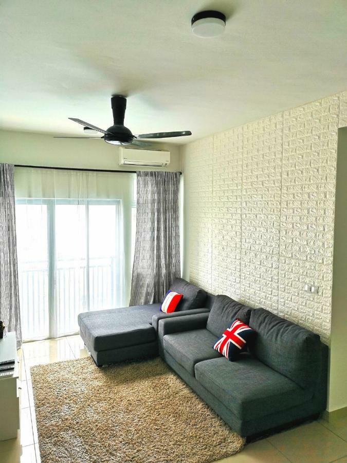 Meridin Bayvue Serviced Apt Kampong Kuala Masai Eksteriør bilde